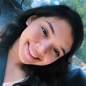 Meet your Posher, Vanessa